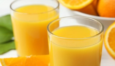 Seniorzy powinni pić go codziennie. Reguluje ciśnienie i skoki cukru, dba o serce