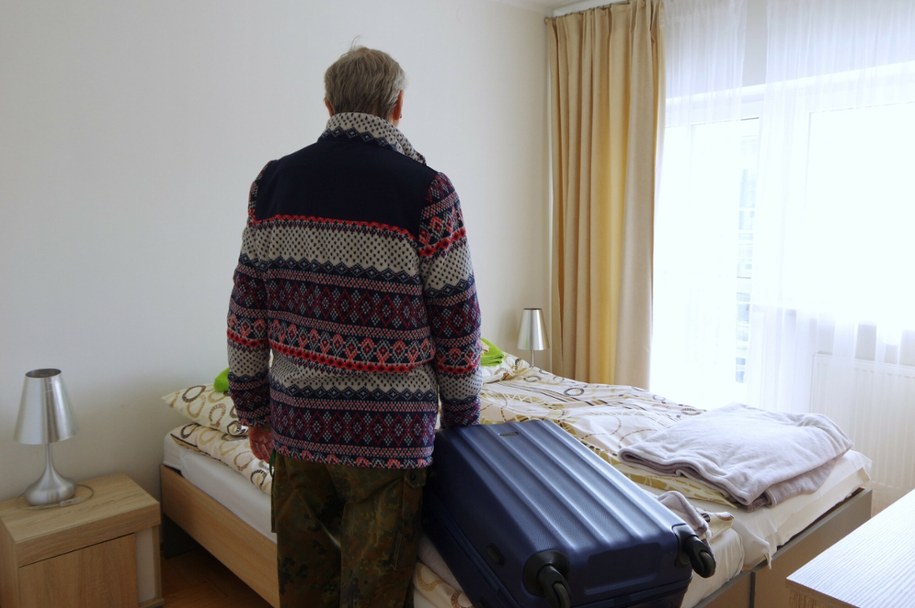 Seniorzy rezygnują z zimowego wypoczynku /ZOFIA I MAREK BAZAK  /East News