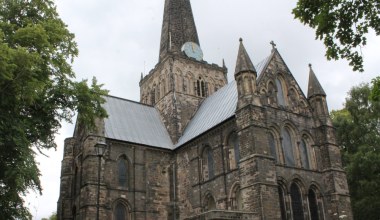 Sensacyjne odkrycie w Anglii. Pod posadzką znaleziono 900-letnią świątynię