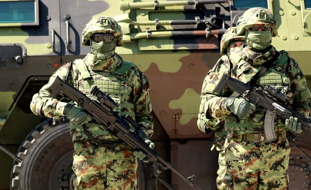 Serbia stawia armię w stan gotowości. Chodzi o Kosowo