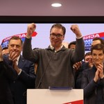 Serbia: Vuczić ogłasza zwycięstwo. Opozycja wzywa do protestów 