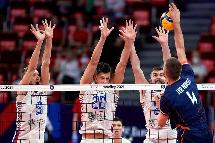 Serbowie pokonali Holendrów w ćwierćfinale / 	Adam Warżawa    /PAP