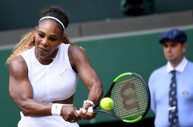 Serena Williams awansowała do ćwierćfinału Wimbledonu /ANDY RAIN /PAP/EPA