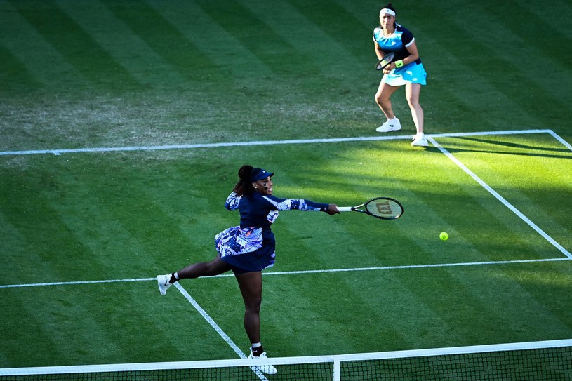 Serena Williams i Ons Jabeur /GLYN KIRK /AFP