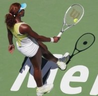 Serena Williams łatwo pokonała Amelie Mauresmo /AFP
