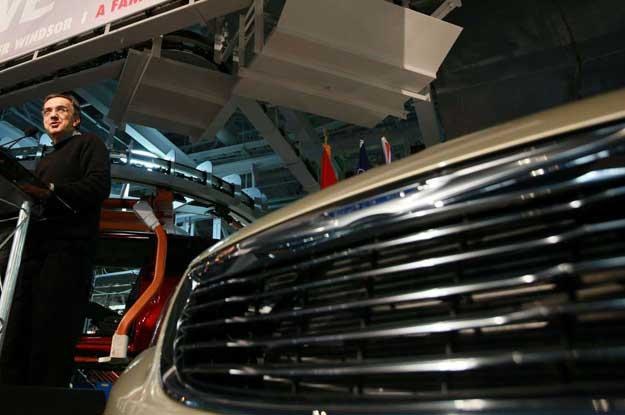 Sergio Marchionne w kanadyjskiej fabryce Chryslera /AFP