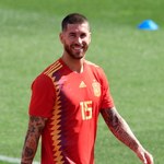 Sergio Ramos i Demarco Flamenco: "Otra estrella en tu corazón" hymnem piłkarskiej Hiszpanii
