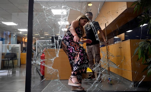 Seria napadów na banki w Libanie. Placówki się zamykają