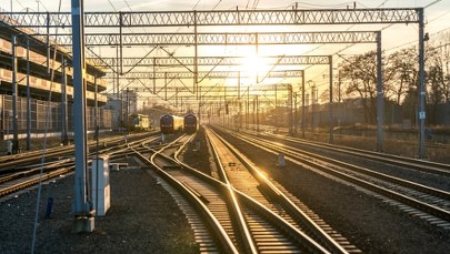 Seria niepokojących incydentów na kolei. "Wszystkie wystąpiły po zmroku"