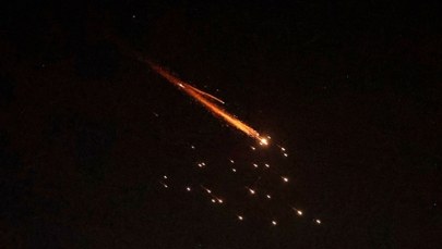 Seria nocnych ataków Iranu na ZEA, są ranni