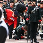 Seria omdleń na pogrzebie królowej. Kilkadziesiąt osób w szpitalach