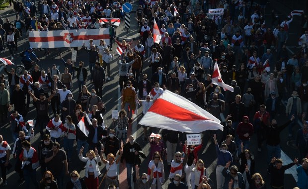 Seria protestów na Białorusi: Funkcjonariusze reżimu zatrzymali ponad 200 ludzi