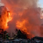 Serię potężnych eksplozji i pożar magazynu ropy w obwodzie ługańskim [RELACJA]