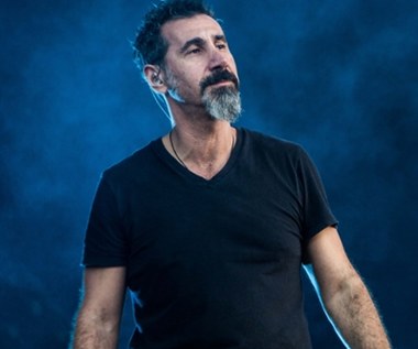 Serj Tankian wydał materiał nagrany z System Of A Down. Mamy nowy teledysk