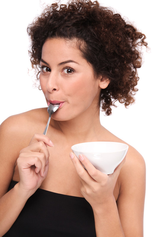 Serki białe i jogurty naturalne możesz zajadać bezkarnie! &nbsp; /&copy; Panthermedia