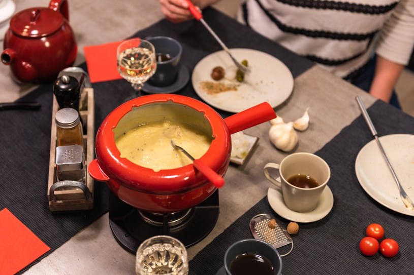 Serowe fondue /123RF/PICSEL