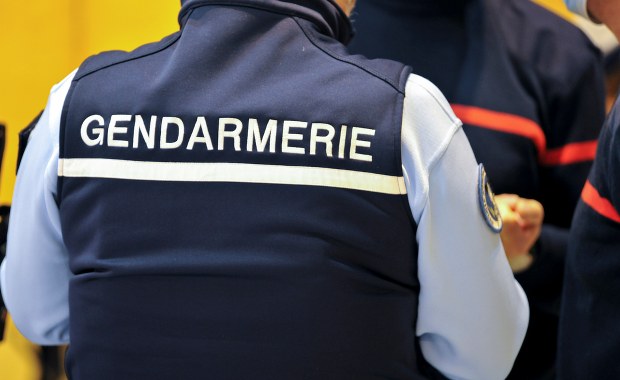 Seryjny gwałciciel i zabójca ścigany przez 35 lat. Okazało się, że był policjantem