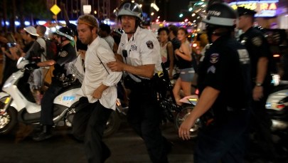 Setki aresztowań w USA w czasie protestów po śmierci Afroamerykanów. Groźba "wojny rasowej"