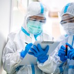 Setki tysięcy nowych przypadków Covid-19. Rekordy pandemii w Europie