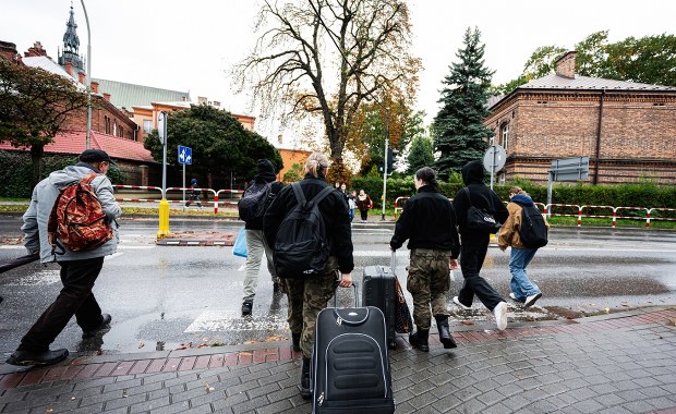 Setki tysięcy wniosków o pobyt. Gdzie cudzoziemcy najchętniej osiedlają się w Polsce?
