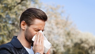 Sezon alergii w pełni. Oto, co musisz wiedzieć, by nie dać się pyłkom