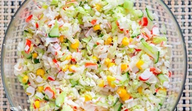 Sezon grillowy już się kończy. Koniecznie zrób tę sałatkę, jeszcze zdążysz