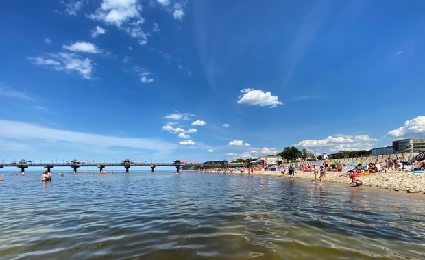 Sezon kąpieliskowy ruszył. Otwarte od dziś są wszystkie plaże