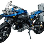 Sezon motocyklowy z LEGO TECHNIC BMW R 1200 GS Adventure
