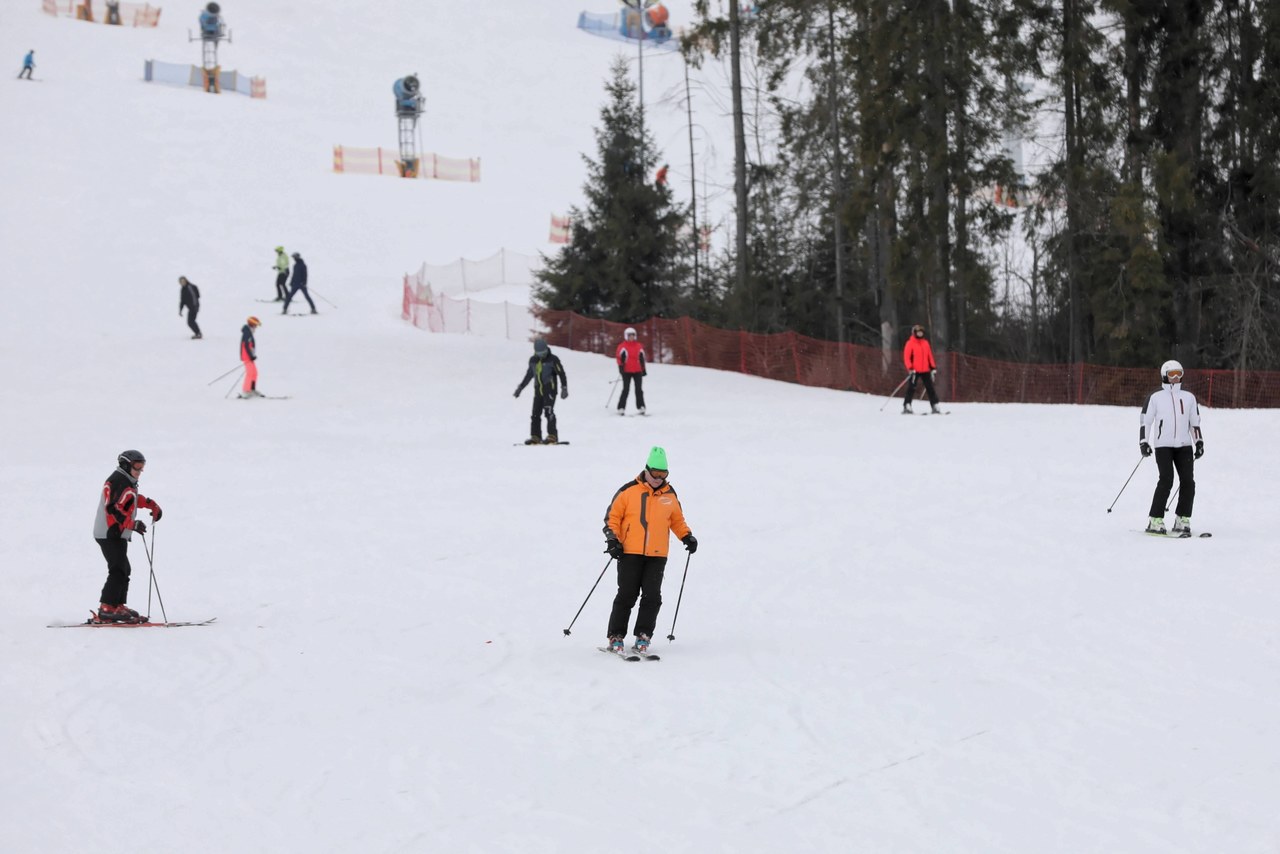 Sezon narciarski pod znakiem zapytania. Rząd obawia się wzrostu zakażeń koronawirusem 