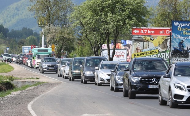 Sezon turystyczny w pełni. Nowy rekord przejazdów tunelem na zakopiance