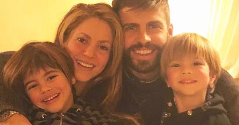 Shakira i Gerard Pique z rodziną, fot. 3gerardpique /Instagram