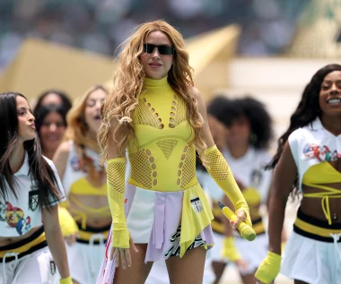 Shakira zainaugurowała mistrzostwa świata w piłce nożnej i zalała ją fala krytyki. "Śpiewała z playbacku"