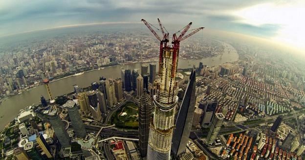 Shanghai Tower w budowie /AFP