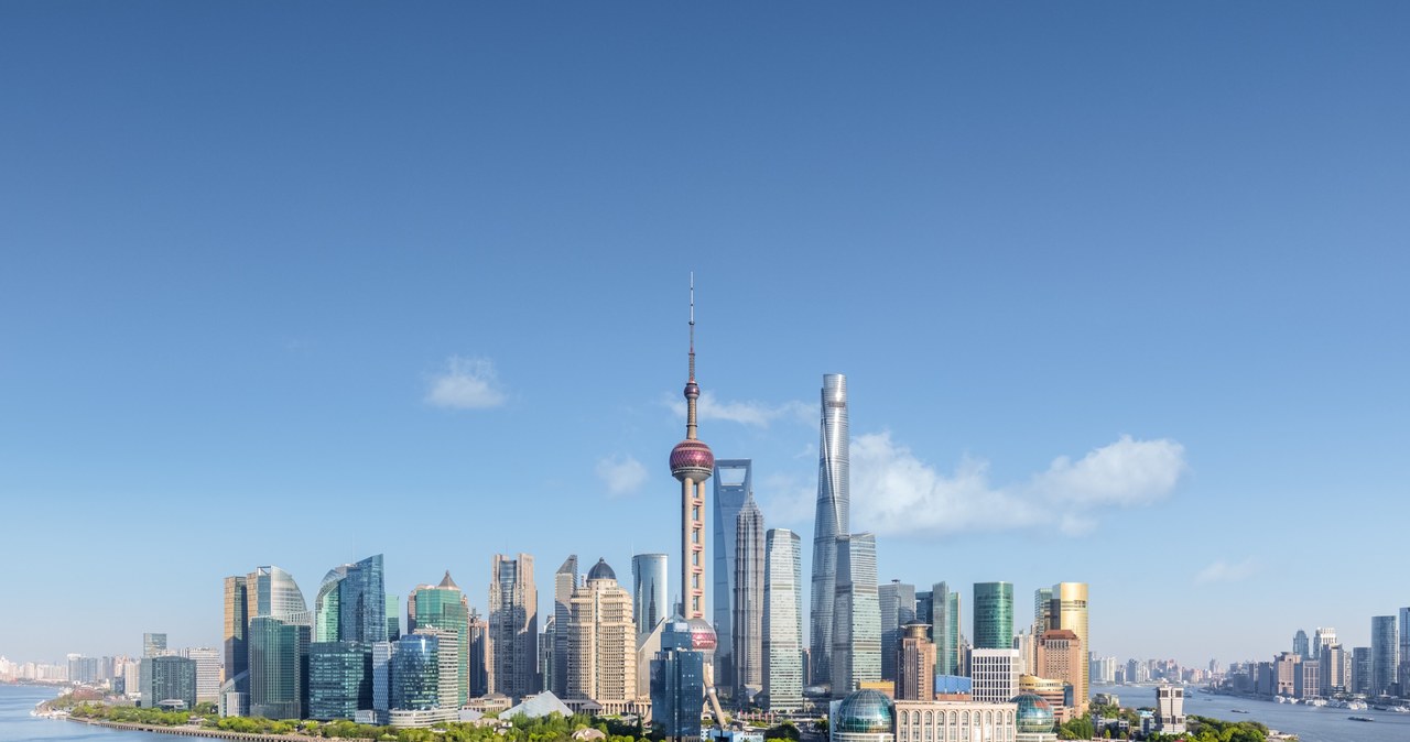 Shanghai Tower w Chinach to jeden z najwyższych budynków świata. /123RF/PICSEL