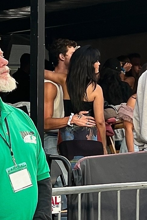 Shawn Mendes i Camila Cabello na koncercie Taylor Swift. /BACKGRID / Backgrid USA / Forum /Agencja FORUM