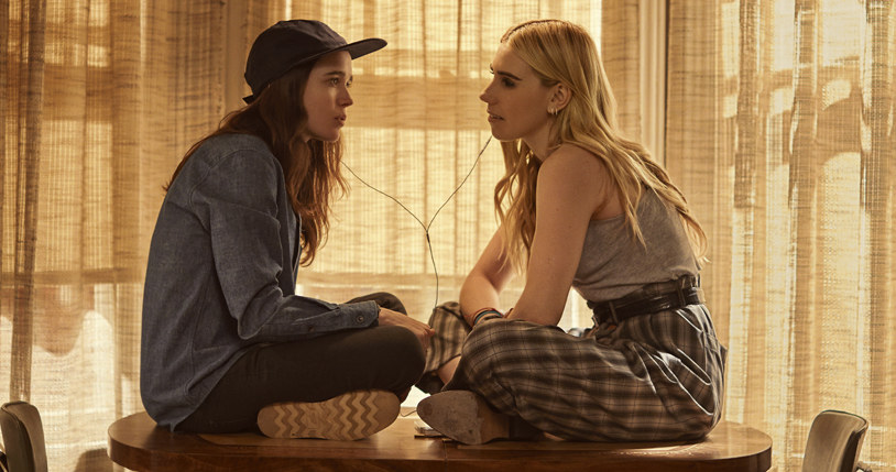 Shawna Hawkins (Ellen Page), Zosia Mamet (Claire) /Nino Muñoz/Netflix /materiały prasowe