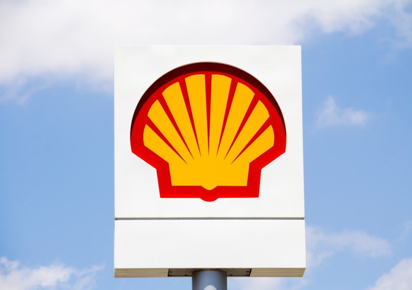 Shell kończy związek z Gazpromem /123RF/PICSEL