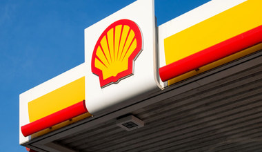 Shell wstrzymuje transakcje spotowe rosyjskiej ropy