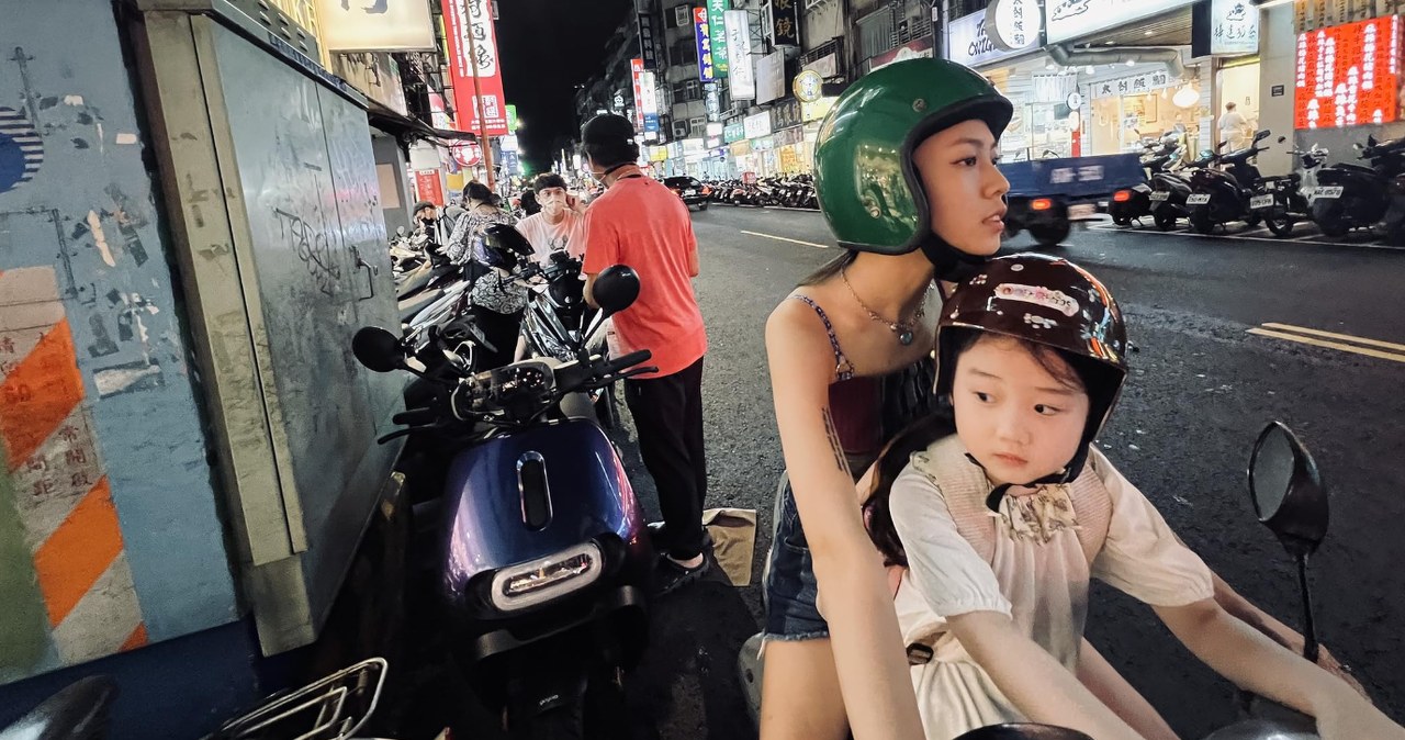 Shih-Yuan Ma i Nina Ye w filmie "Left-Handed Girl. To była ręka... diabła!" /materiały prasowe