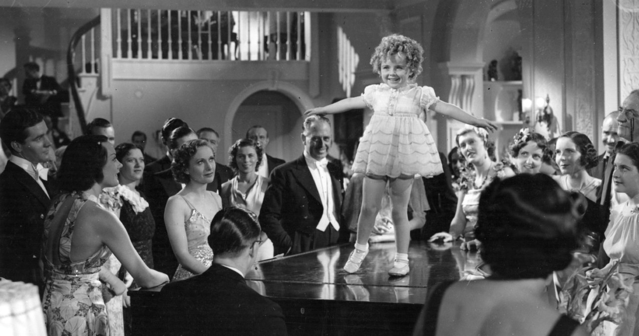 Shirley Temple w filmie "Little Miss Somebody" (1937) /Hulton Archive /Getty Images