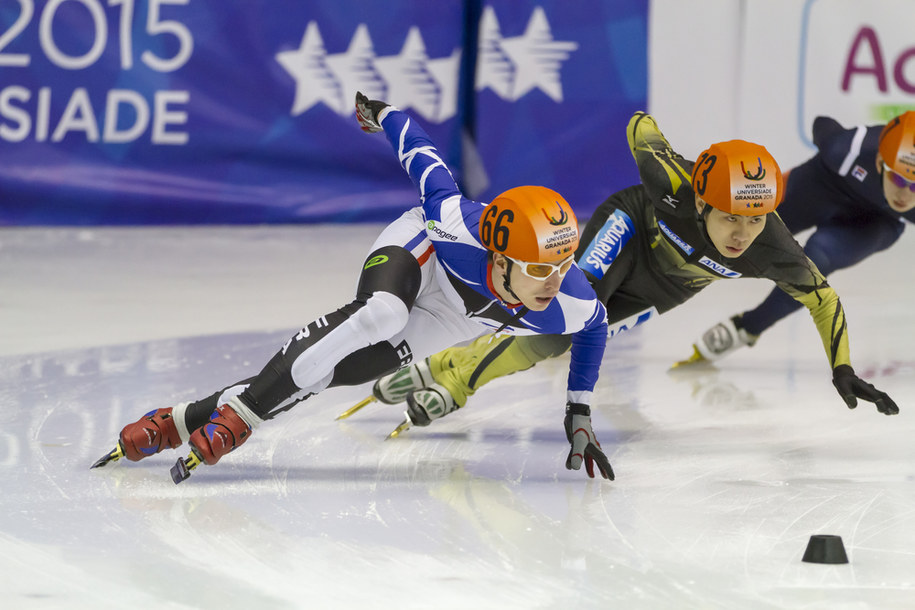 Short track skating /Shutterstock