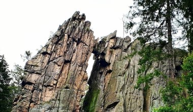 Схоже на Швейцарію, але розташоване в Судетах. Кам'яний міст та приголомшливі краєвиди