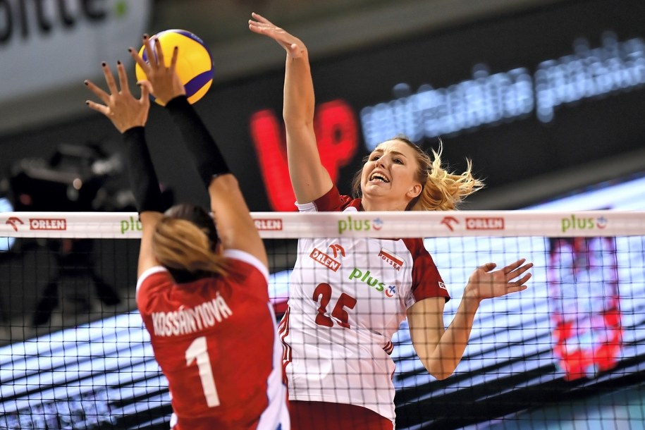 Siatkarka reprezentacji Polski Marta Ziółkowska i Andrea Kossanjova / 	Maciej Kulczyński    /PAP