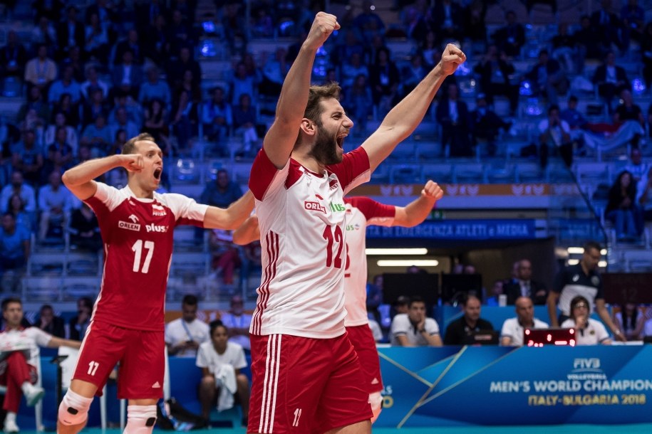 Siatkarze reprezentacji Polski Grzegorz Łomacz i Paweł Zatorski / 	Maciej Kulczyński    /PAP