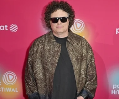 Sidneya Polaka niedawno wyrzucono z T.Love. Teraz pokazał nowy materiał 