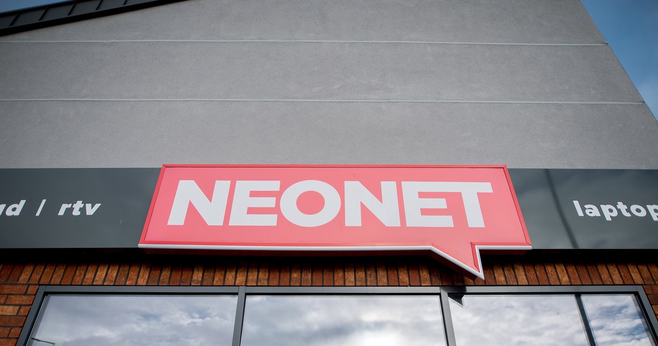 Sieć sklepów Neonet ogłasza upadłość. /Daniel Dmitriew / Forum /Agencja FORUM