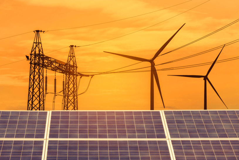 Sieci kluczowe dla rozwoju zielonej energii /123RF/PICSEL