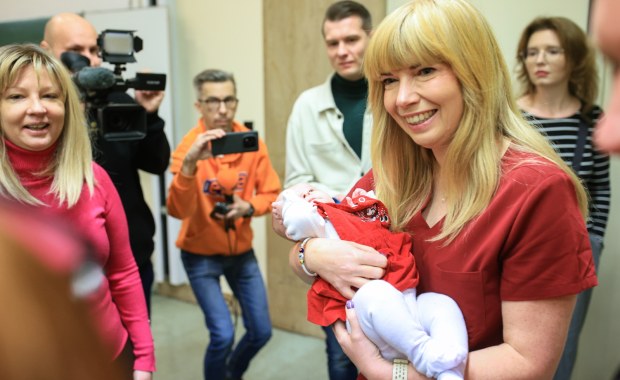 Siedem miesięcy walki o życie ciężarnej i dziecka. "Pacjentka ekstremalnie trudna"