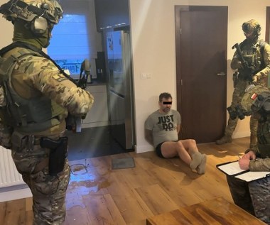 Siedem ton narkotyków i broń palna. Spektakularna akcji służb
