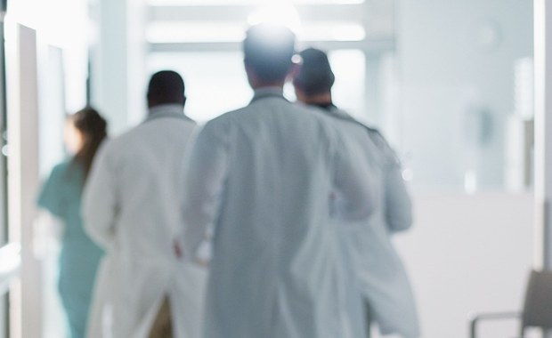 Siedmiu lekarzy uznanych za winnych. Pierwsze takie orzeczenie w Polsce